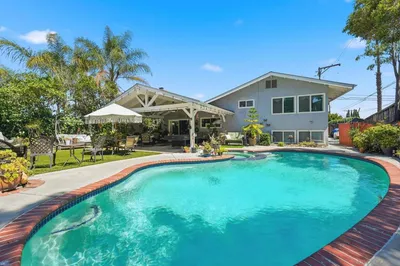 8087 Blue Lake Dr photo 2