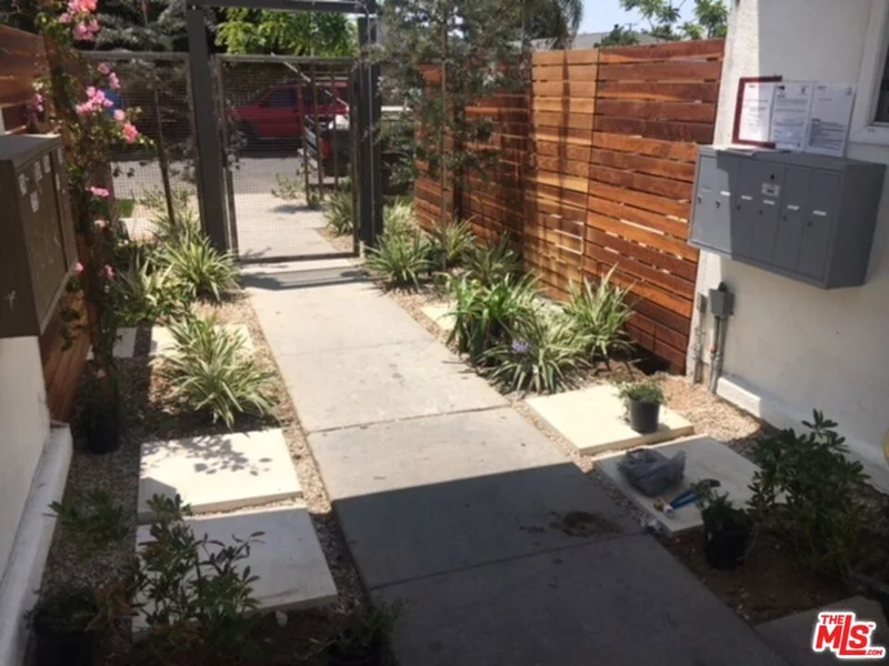 1549 W 224th Street 202 photo 2
