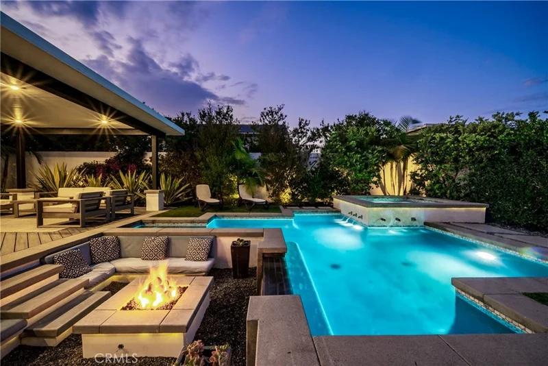 8541 Kelso Drive, Huntington Beach, CA 92646