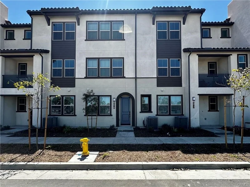 5019 Belmont Ln, Cypress, CA 90720