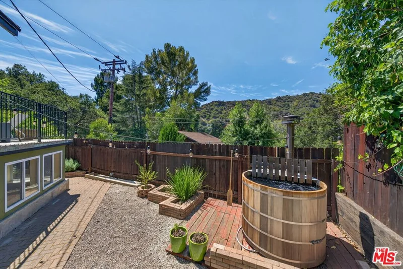 21549 Summit Trail photo 2