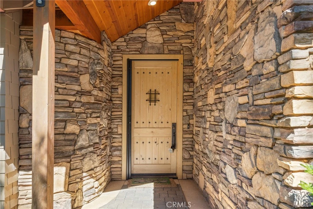 Interior 2