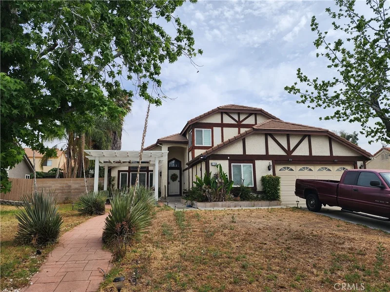 1150 W Buxton Street, Rialto, CA 92377