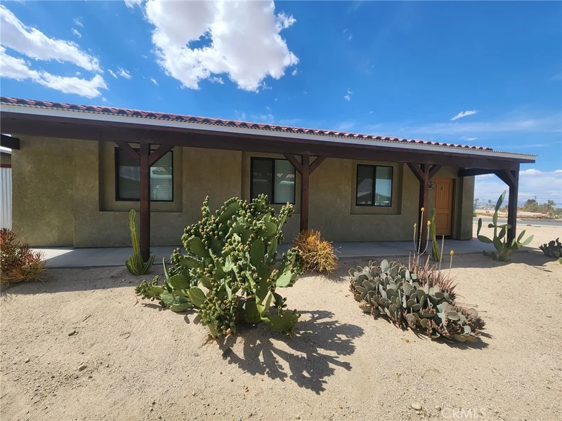 6627 National Park Drive 2