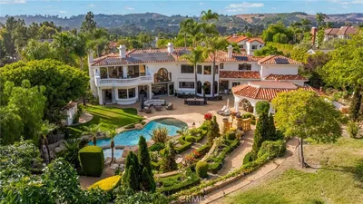 28572 Paseo Zorro photo 2