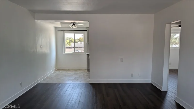 315 S Pine E photo 2
