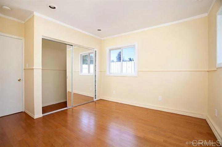 Interior 3