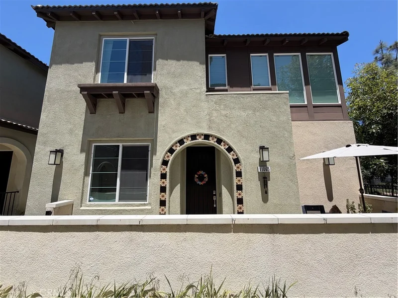 11065 Prism