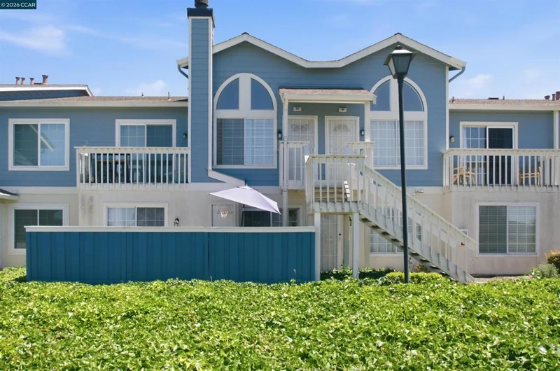 90 Glenwood