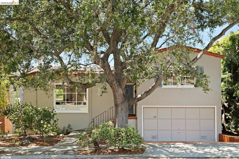 211 San Carlos Ave, El Cerrito, CA 94530