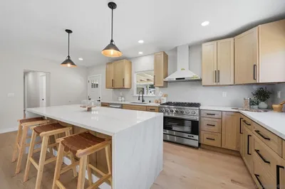 14212 Tobiasson Rd, Poway, CA 92064