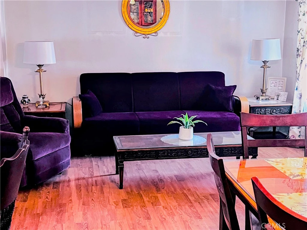 Interior 3