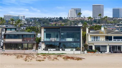 1740 E Oceanfront