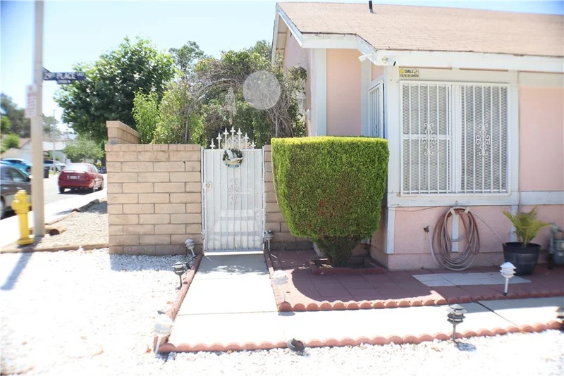 37023 29th E photo 2