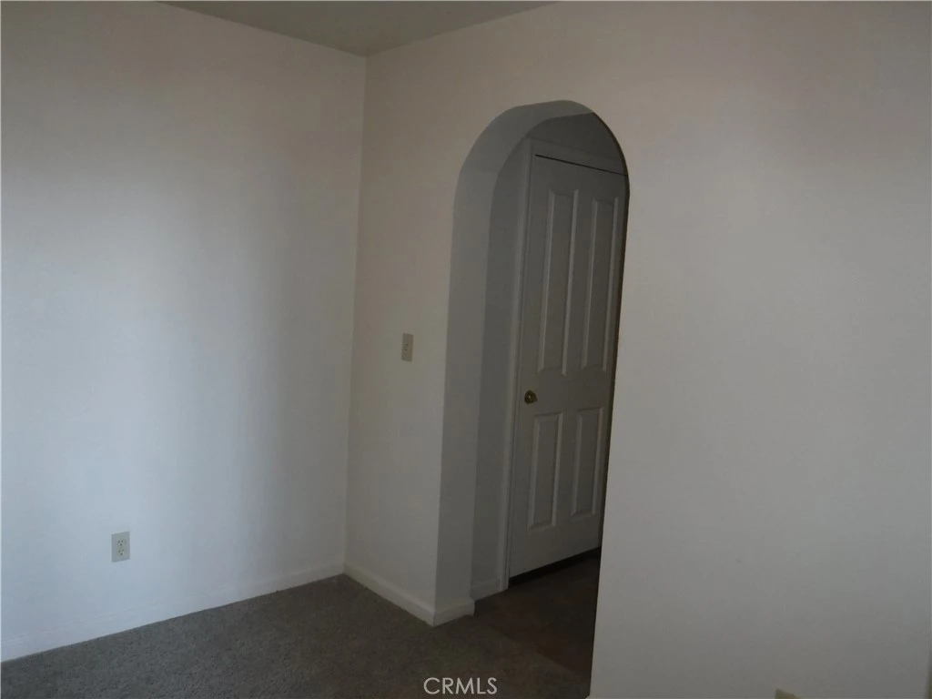 Interior 4