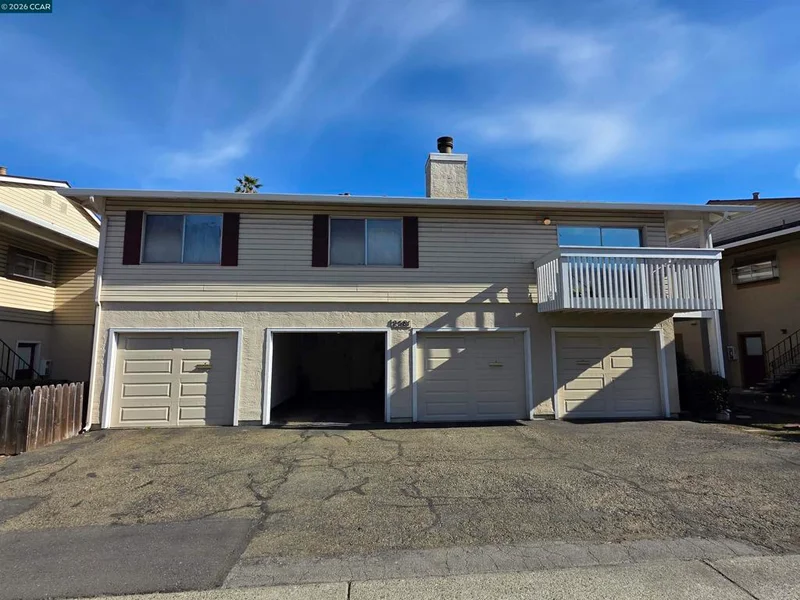 2581 El Portal Dr C