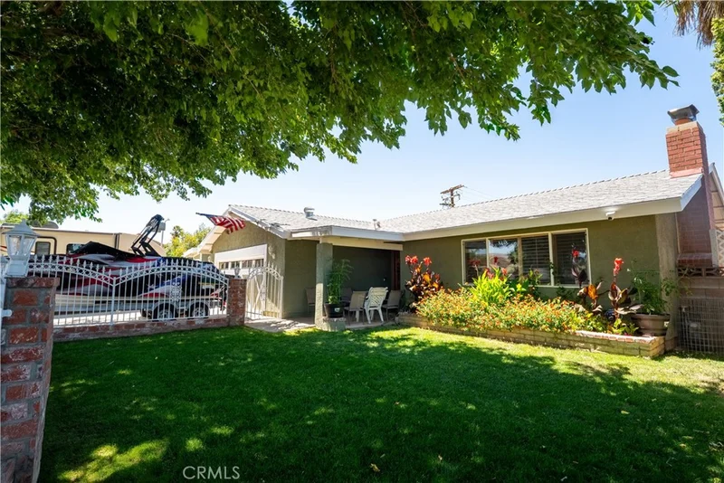 2501 E Avenue R4