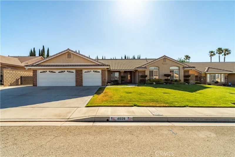 41029 Walrus Way photo 2