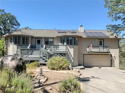 18076 Vista Point Ct