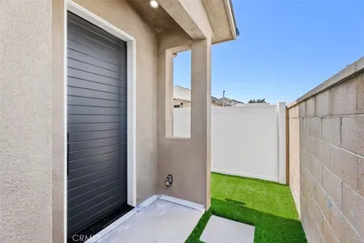 1325 A W Ash B photo 2