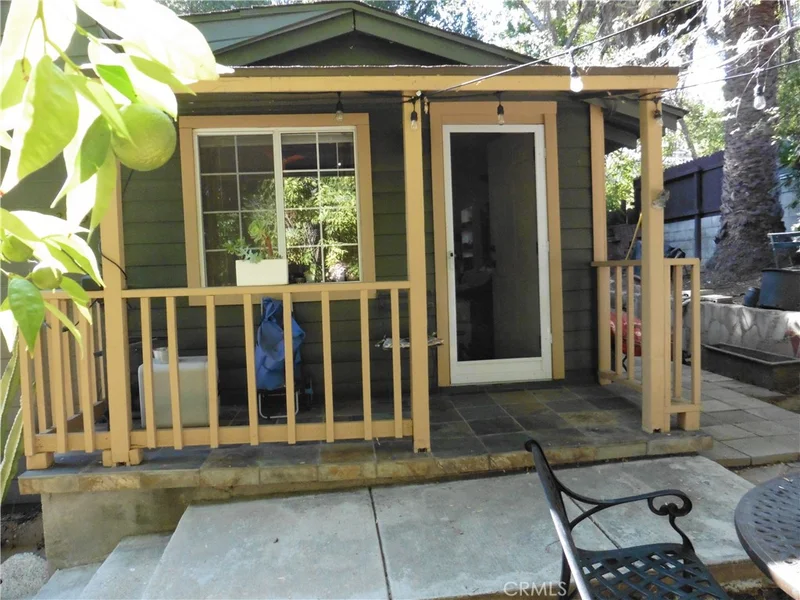 355 Auburn photo 2