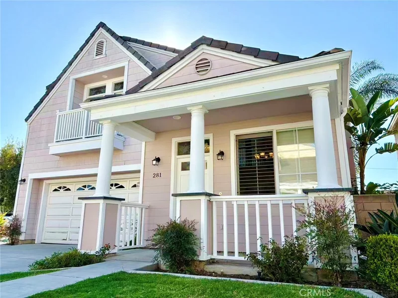 281 Mesa Drive photo 2