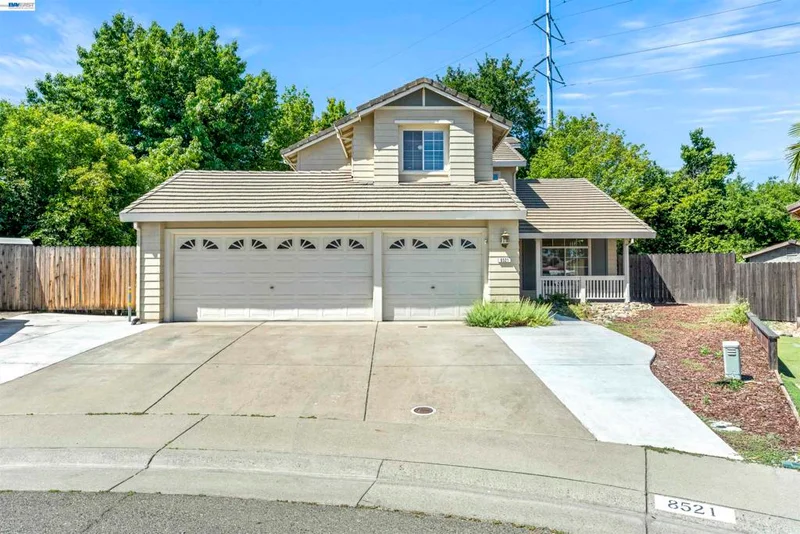 8521 Tullia Pl, Antelope, CA 95843