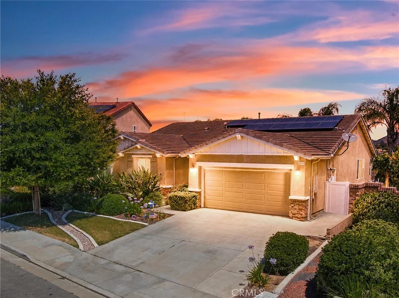 30054 Wales Court, Menifee, CA 92584
