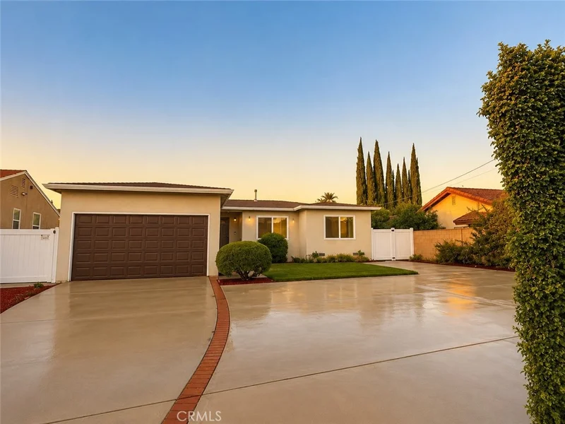 9170 Omelveny, Sun Valley, CA 91352