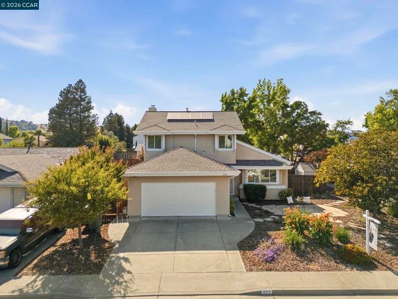 572 Shannon Dr, Vacaville, CA 95688