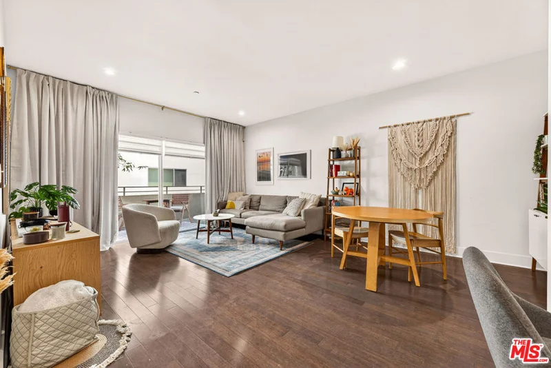 1700 Sawtelle Boulevard 208 photo 2