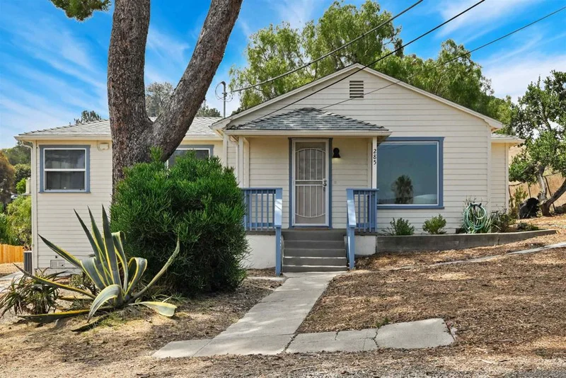 285 Ritchey, San Diego, CA 92114