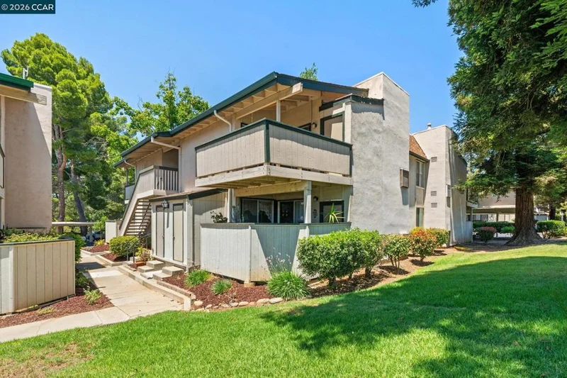 5460 Concord Blvd B8
