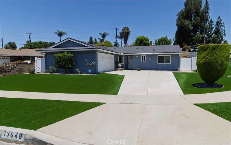 13649 Loumont, Whittier, CA 90601