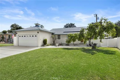 1030 La Mirada Street