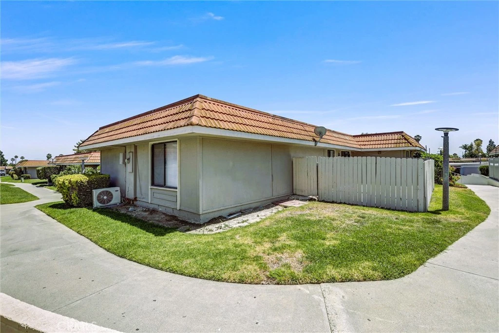 Interior 3