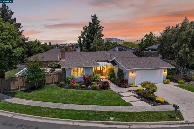 1892 Saint Norbert Dr, Danville, CA 94526