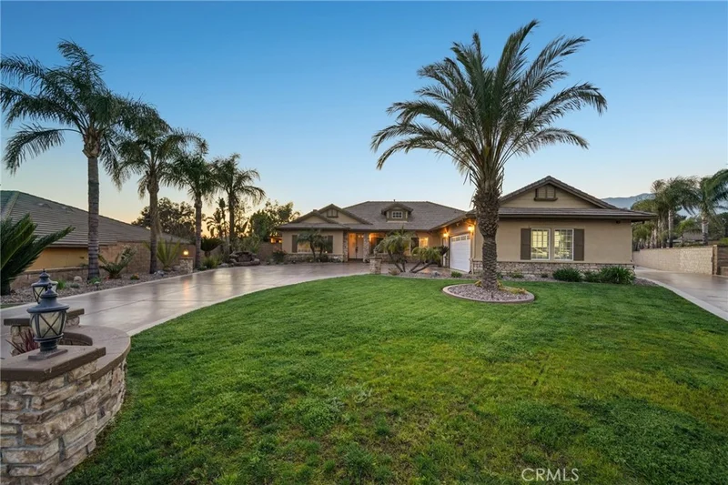6822 Foxtail Court