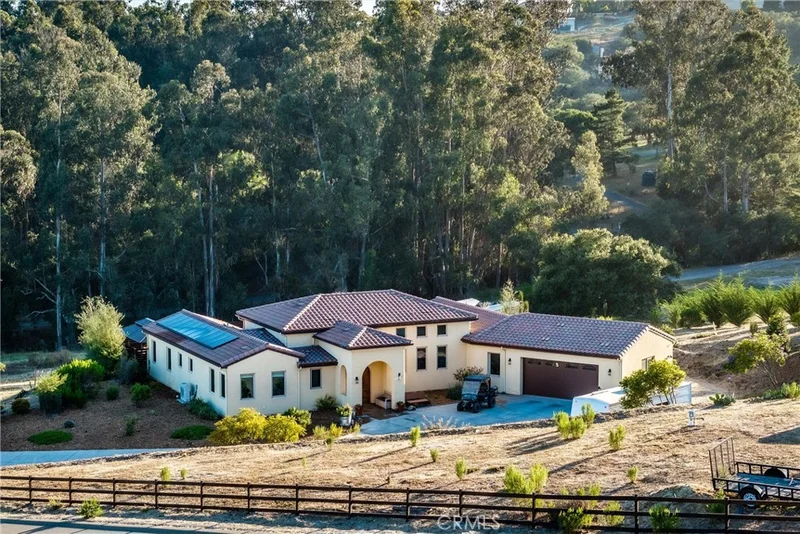 491 Hurley Ranch photo 2