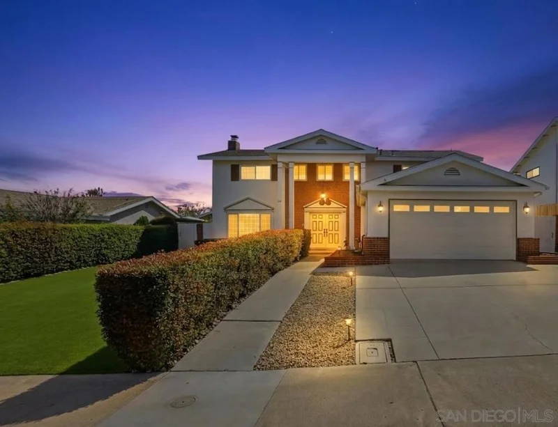 6319 Wenrich Dr, San Diego, CA 92120