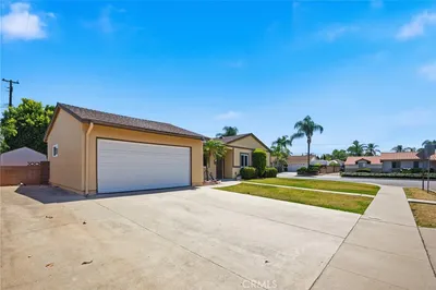 1225 W Glenmere photo 2