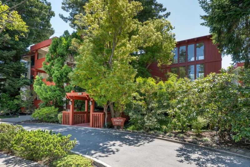 1435 Bellevue Avenue 305