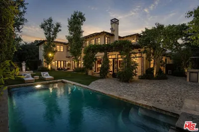 1221 Minorca Drive photo 2
