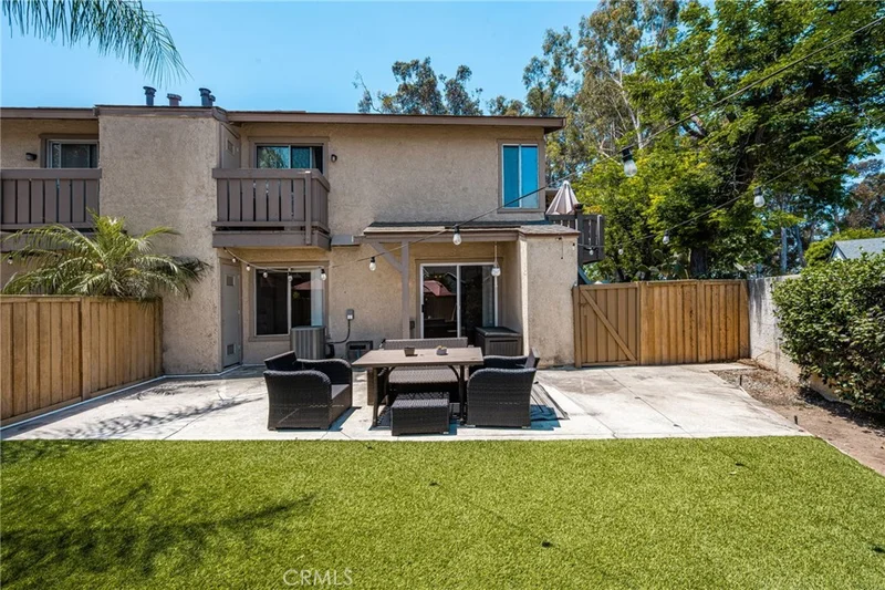 162 Echo Run, Irvine, CA 92614