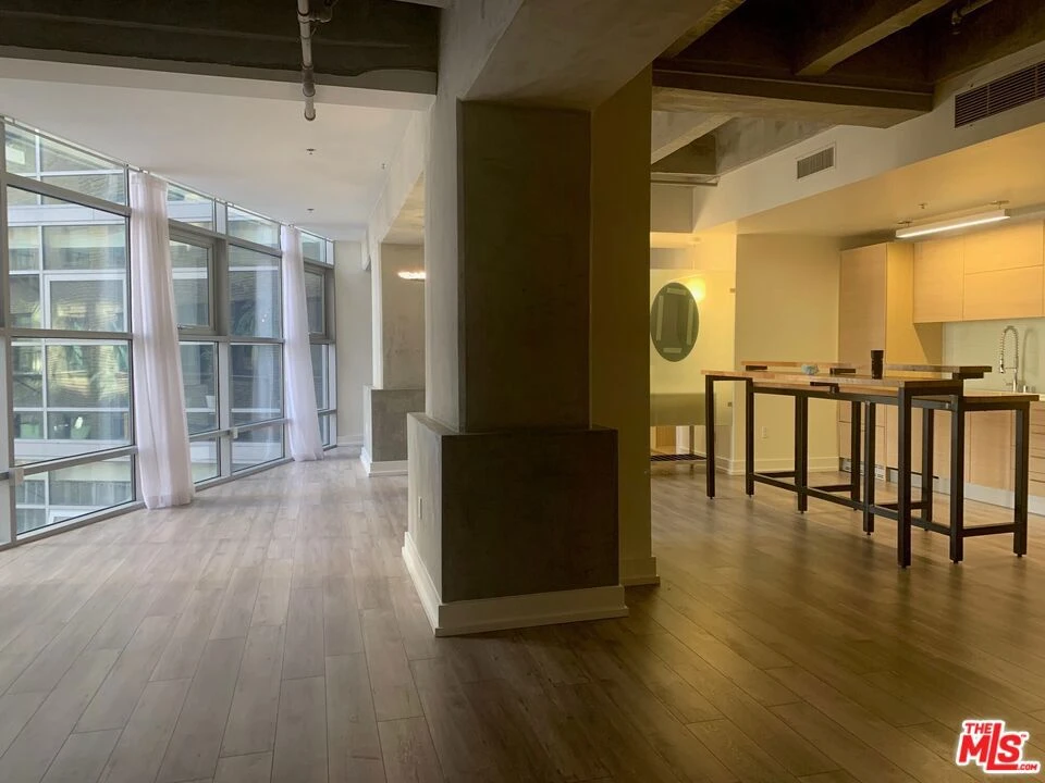 Interior 2