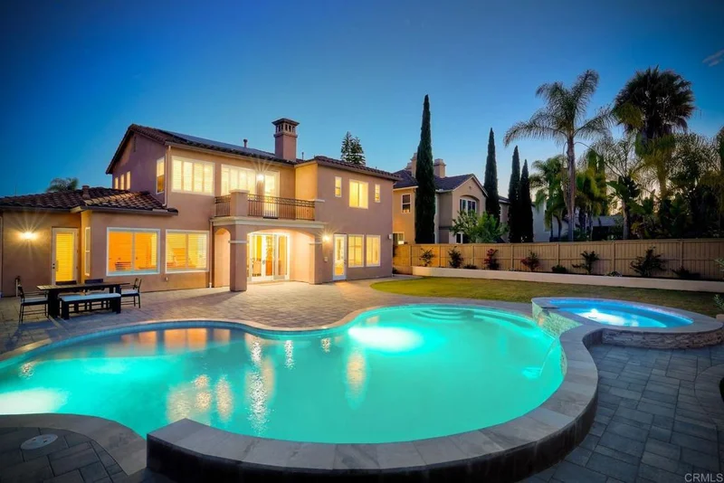7438 Los Brazos, San Diego, CA 92127
