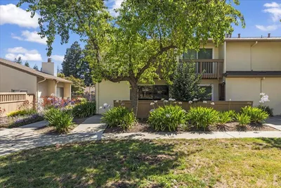1970 Pomar Way