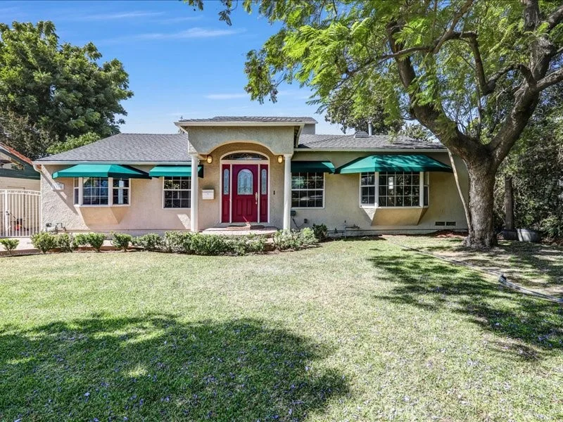 1315 W Valleyheart photo 2