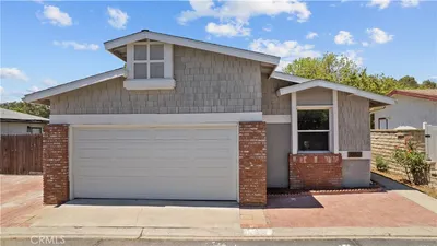 32003 Emerald, Castaic, CA 91384