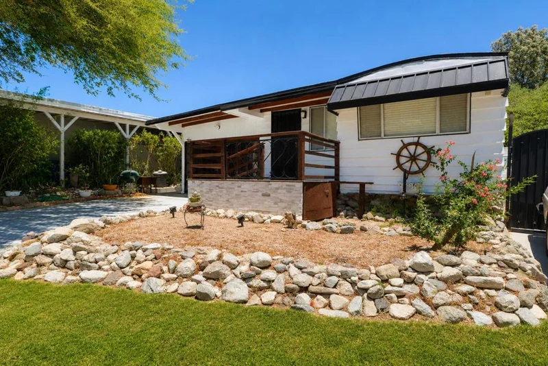69360 Poolside Drive photo 2